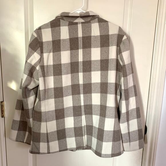 Amour Vert Tobie Single Breasted Blazer in Natural Buffalo Check - Picture 8 of 11